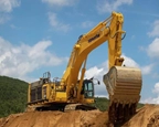 New Komatsu Excavator dropping dirt